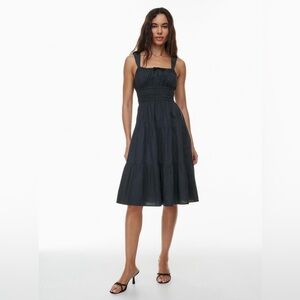 Aritzia Sunday Best Martine Poplin Midi Dress